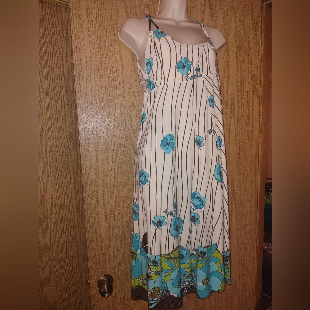 Marianne Sundress